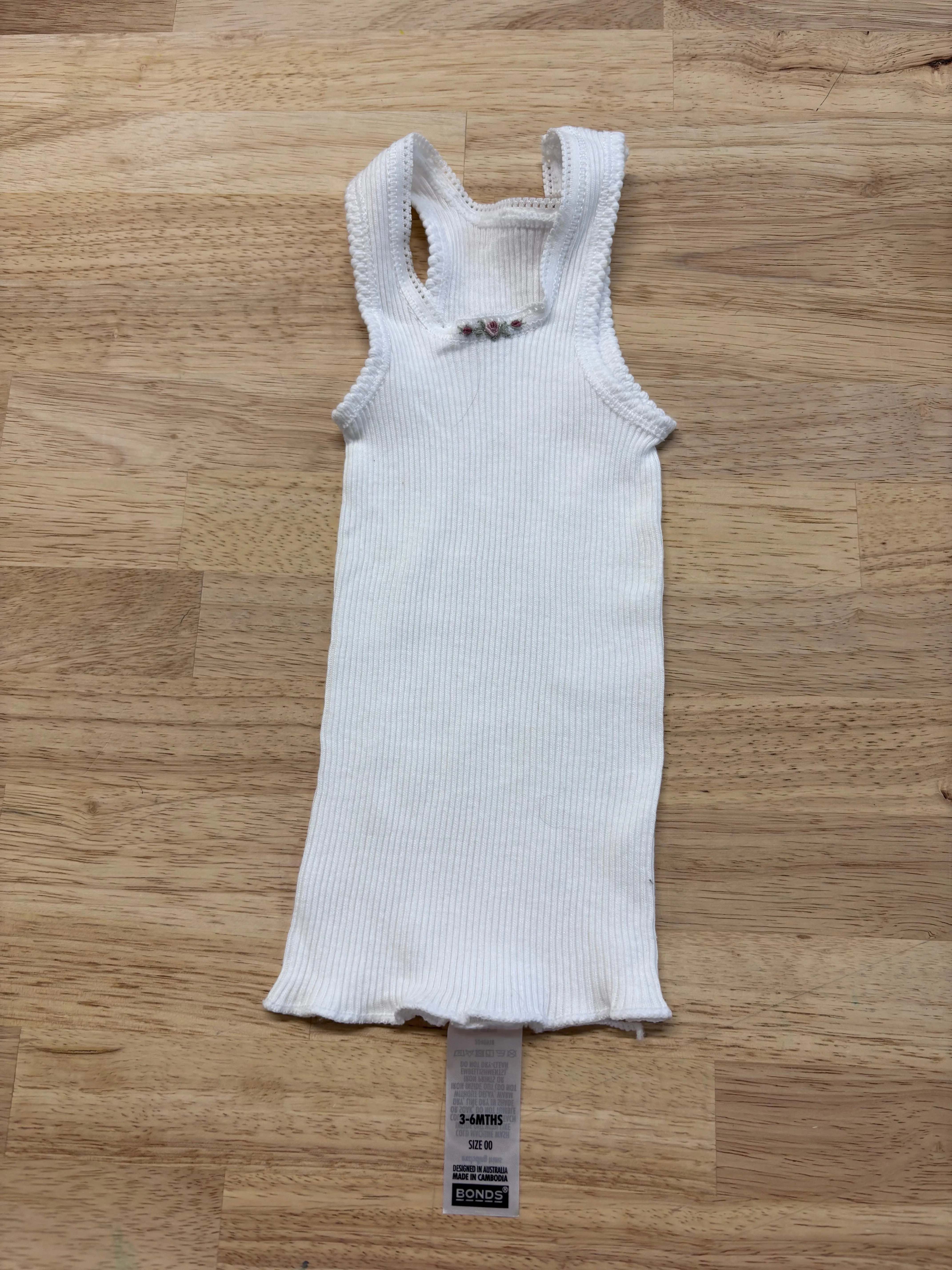 Bonds Baby Vest – 3-6 Months – White
