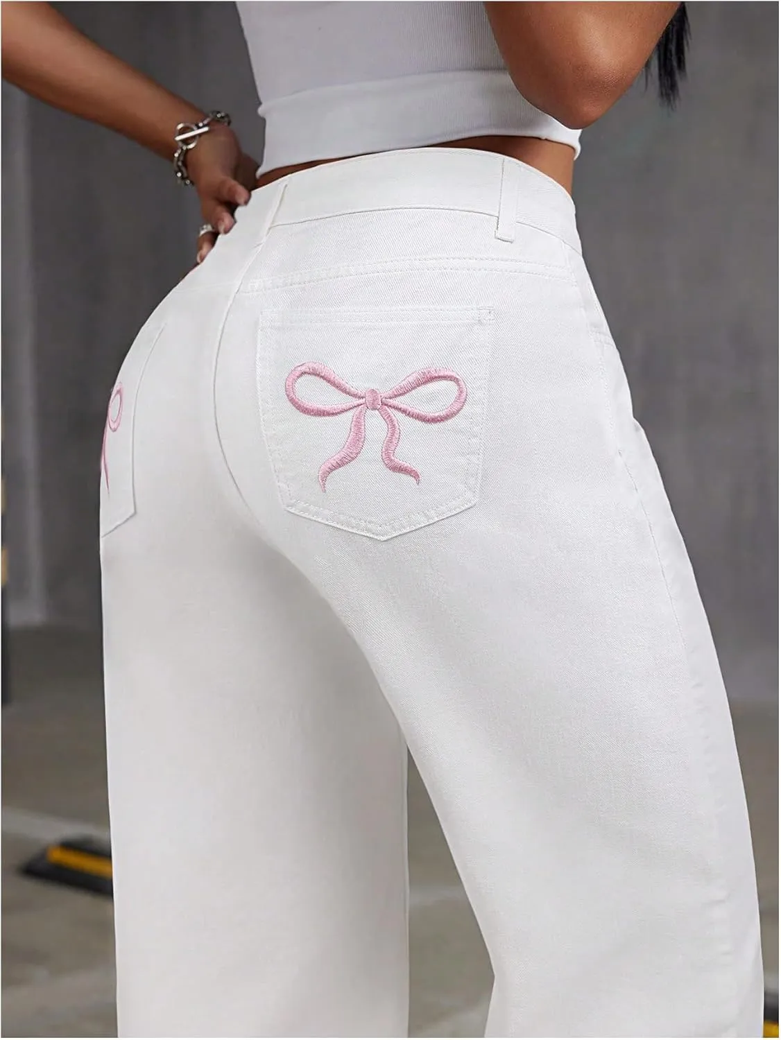 Floerns Women's Bowknot Embroidery Jeans Y2k Straight Leg Boyfriend Denim Pants