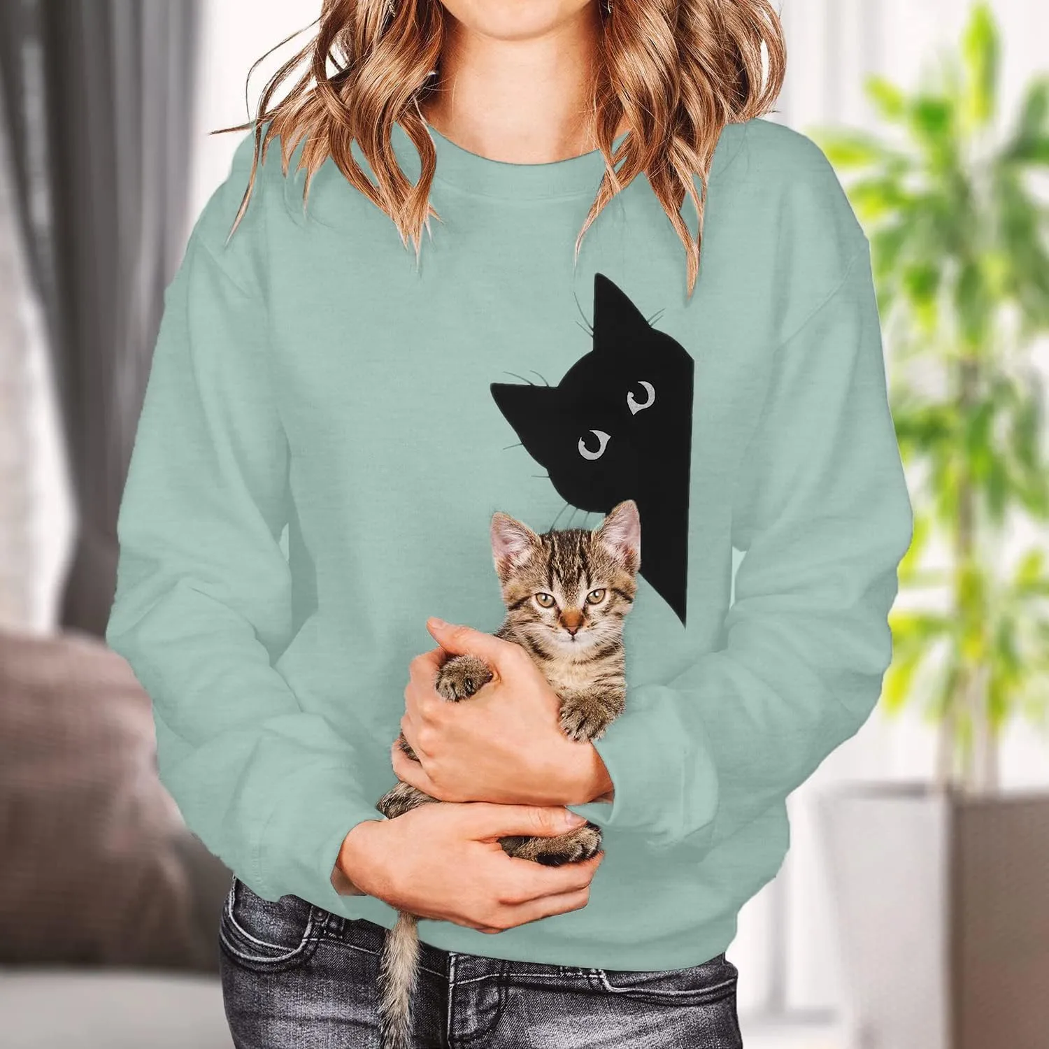 FRYAID Cat Sweatshirt Women Funny Black Cat Graphic Sweater Casual Cat Crewneck Holiday Long Sleeve Hoodie Pullover Top
