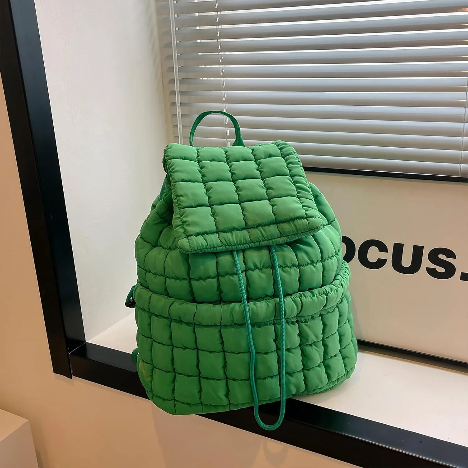 Quilted Backpack for Women, Trendy Puffer Backpack Drawstring Backpack Purse Quilted Puffy Backpack (Dark Green)